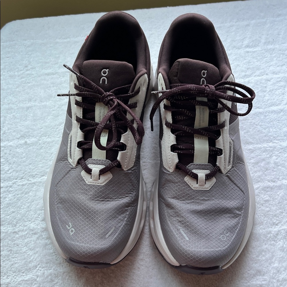 On Running Cloudrunner 2 Waterproof Sneakers - image 7